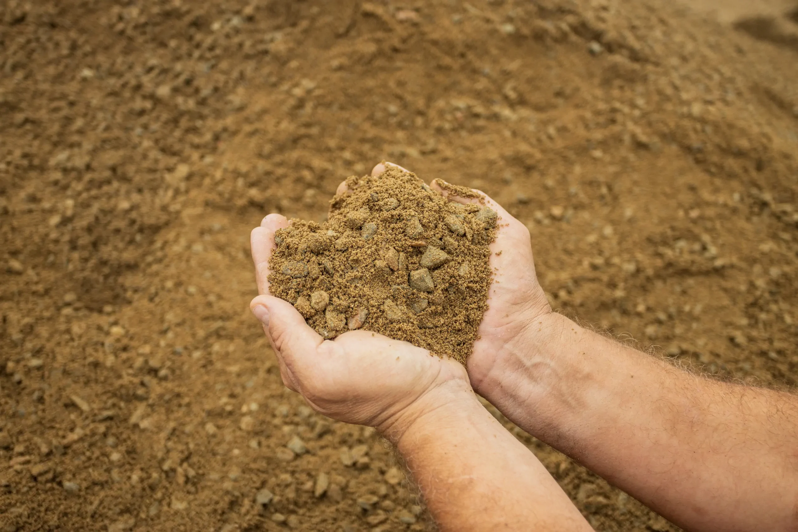 63--brita-com-areia-min